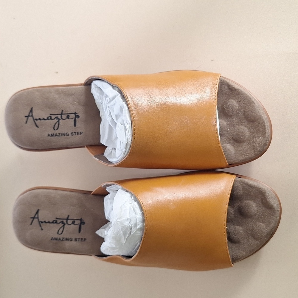 Amazing Step Tan Leather Wedge Mules - Picture 5 of 12